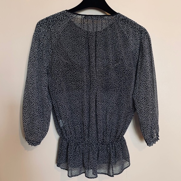 Zara - classic, feminine women’s blouse (Size S) - Picture 3 of 3